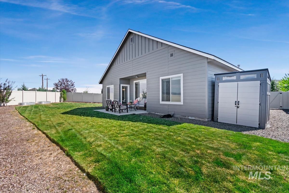 4432 N Maplestone Av, Meridian, Idaho 83646, 3 Bedrooms, 2 Bathrooms, Residential For Sale, Price $467,000,MLS 98991099