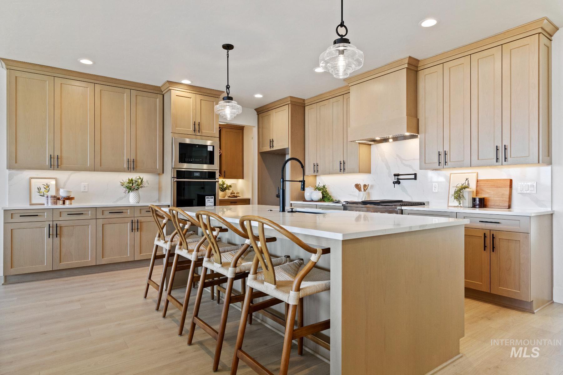 6727 N Ellis Park Ave, Meridian, Idaho 83646, 4 Bedrooms, 2.5 Bathrooms, Residential For Sale, Price $949,000, 98991102