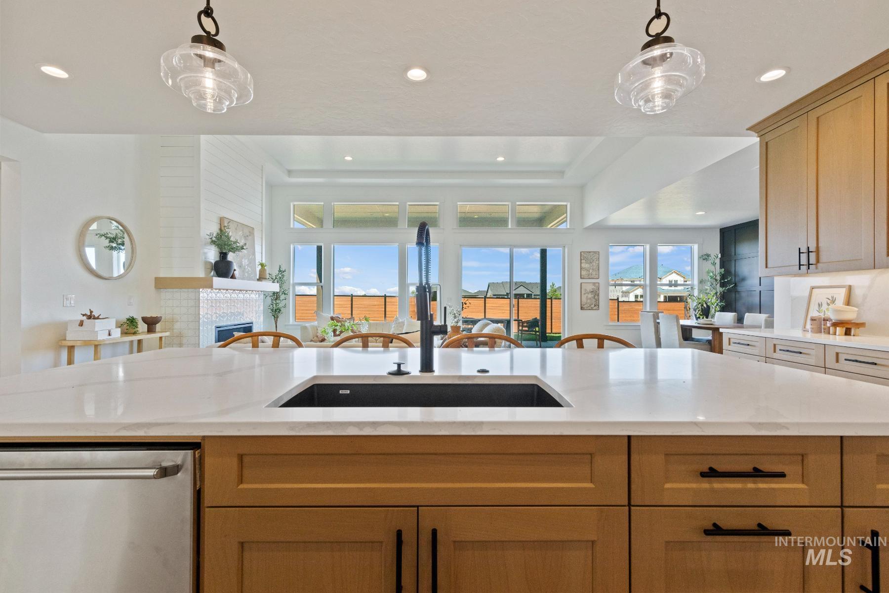 6727 N Ellis Park Ave, Meridian, Idaho 83646, 4 Bedrooms, 2.5 Bathrooms, Residential For Sale, Price $949,000, 98991102