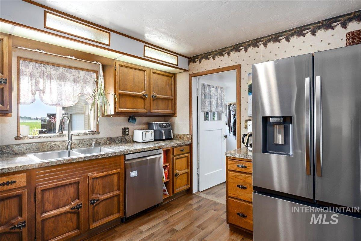 1375 E 3500 N, Buhl, Idaho 83316, 3 Bedrooms, 1 Bathroom, Residential For Sale, Price $575,000, 98991107