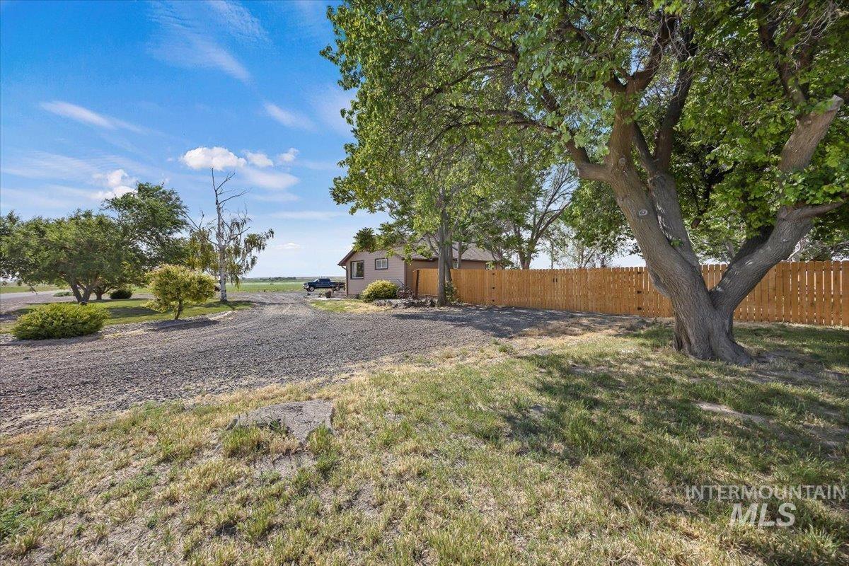 1375 E 3500 N, Buhl, Idaho 83316, 3 Bedrooms, 1 Bathroom, Residential For Sale, Price $575,000, 98991107