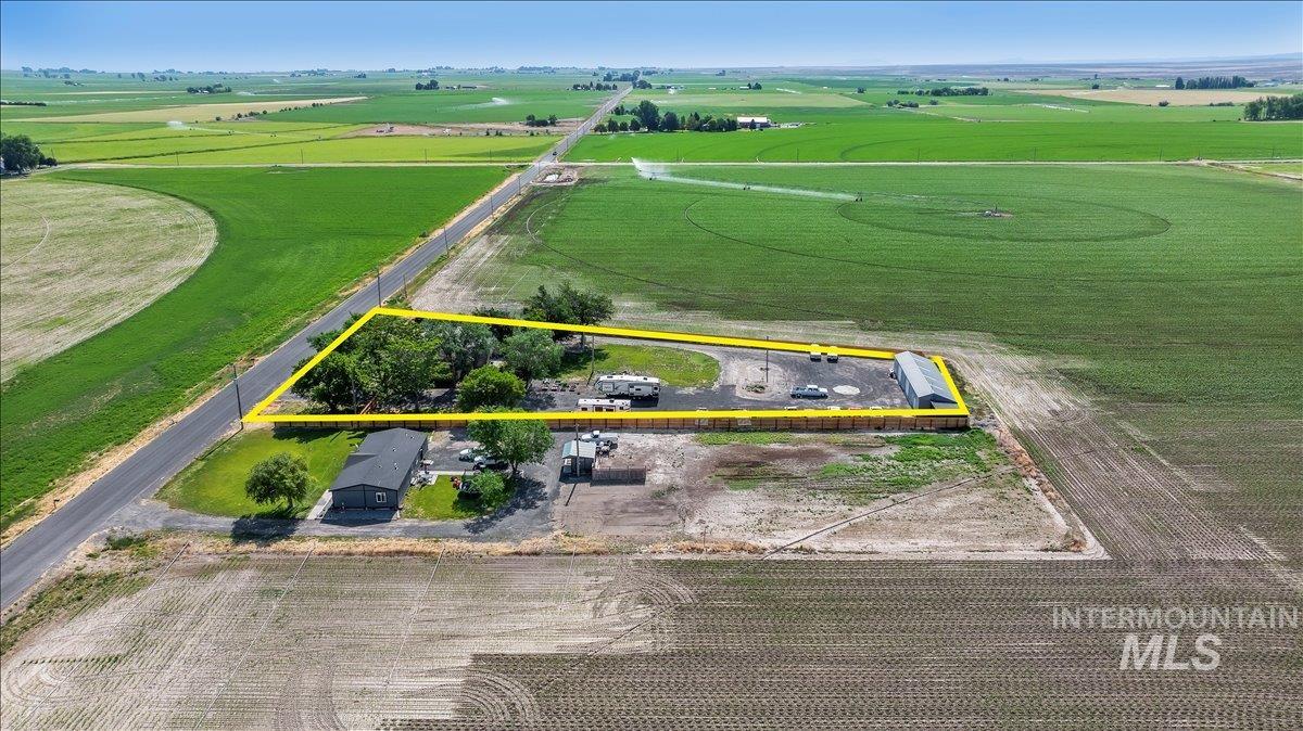1375 E 3500 N, Buhl, Idaho 83316, 3 Bedrooms, 1 Bathroom, Residential For Sale, Price $575,000, 98991107