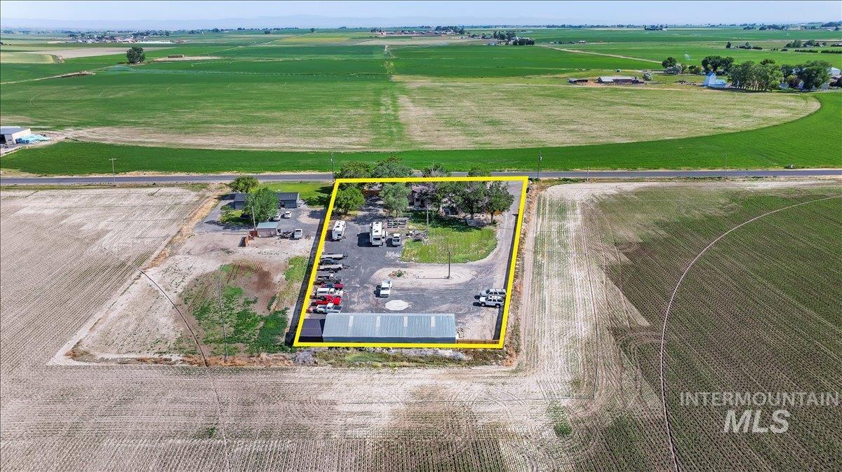 1375 E 3500 N, Buhl, Idaho 83316, 3 Bedrooms, 1 Bathroom, Residential For Sale, Price $575,000, 98991107