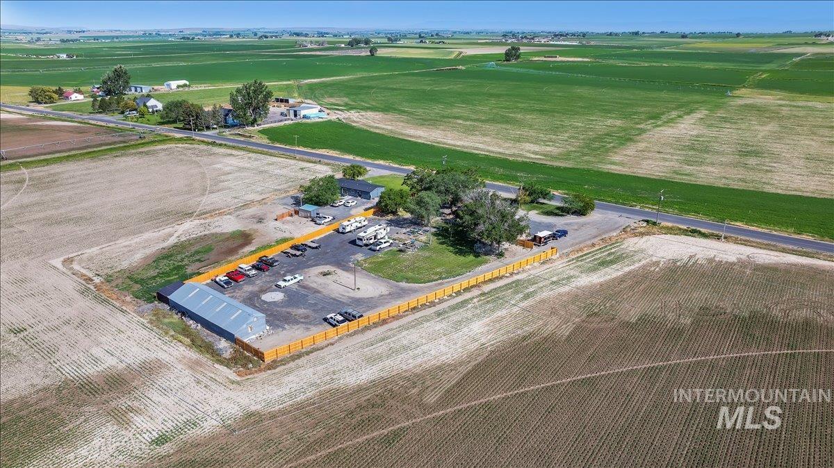 1375 E 3500 N, Buhl, Idaho 83316, 3 Bedrooms, 1 Bathroom, Residential For Sale, Price $575,000, 98991107