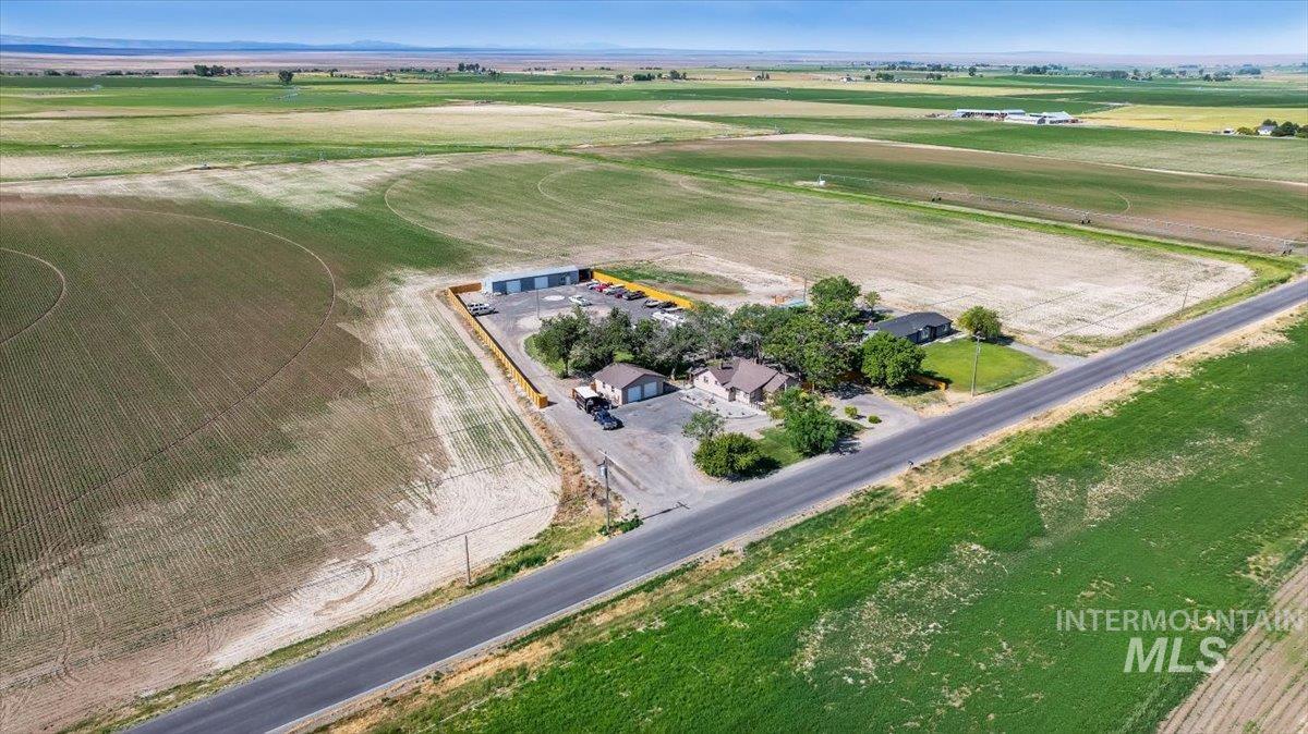 1375 E 3500 N, Buhl, Idaho 83316, 3 Bedrooms, 1 Bathroom, Residential For Sale, Price $575,000, 98991107