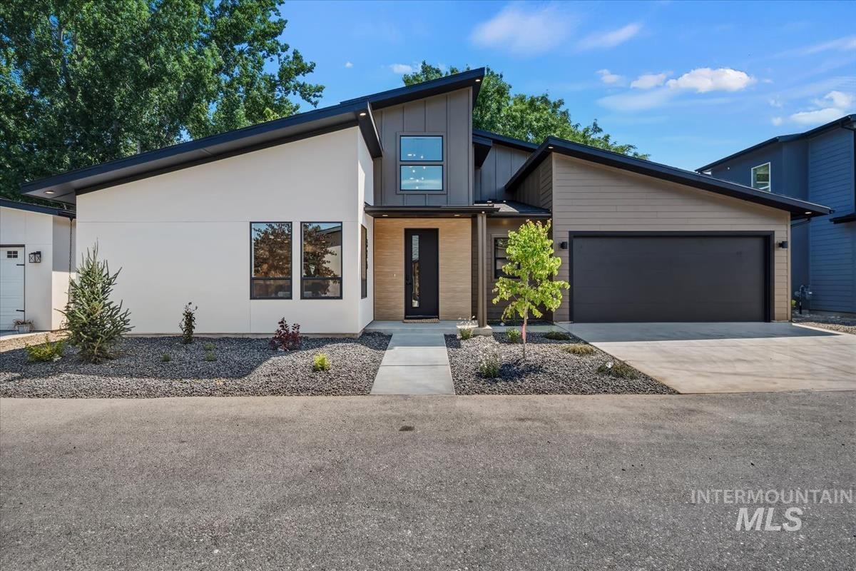 326 E Pennsylvania St, Boise, Idaho 83706, 3 Bedrooms, 3.5 Bathrooms, Residential For Sale, Price $849,900,MLS 98991109