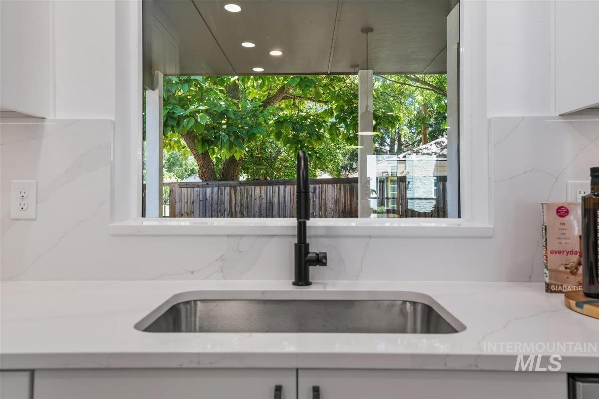 326 E Pennsylvania St, Boise, Idaho 83706, 3 Bedrooms, 3.5 Bathrooms, Residential For Sale, Price $849,900,MLS 98991109