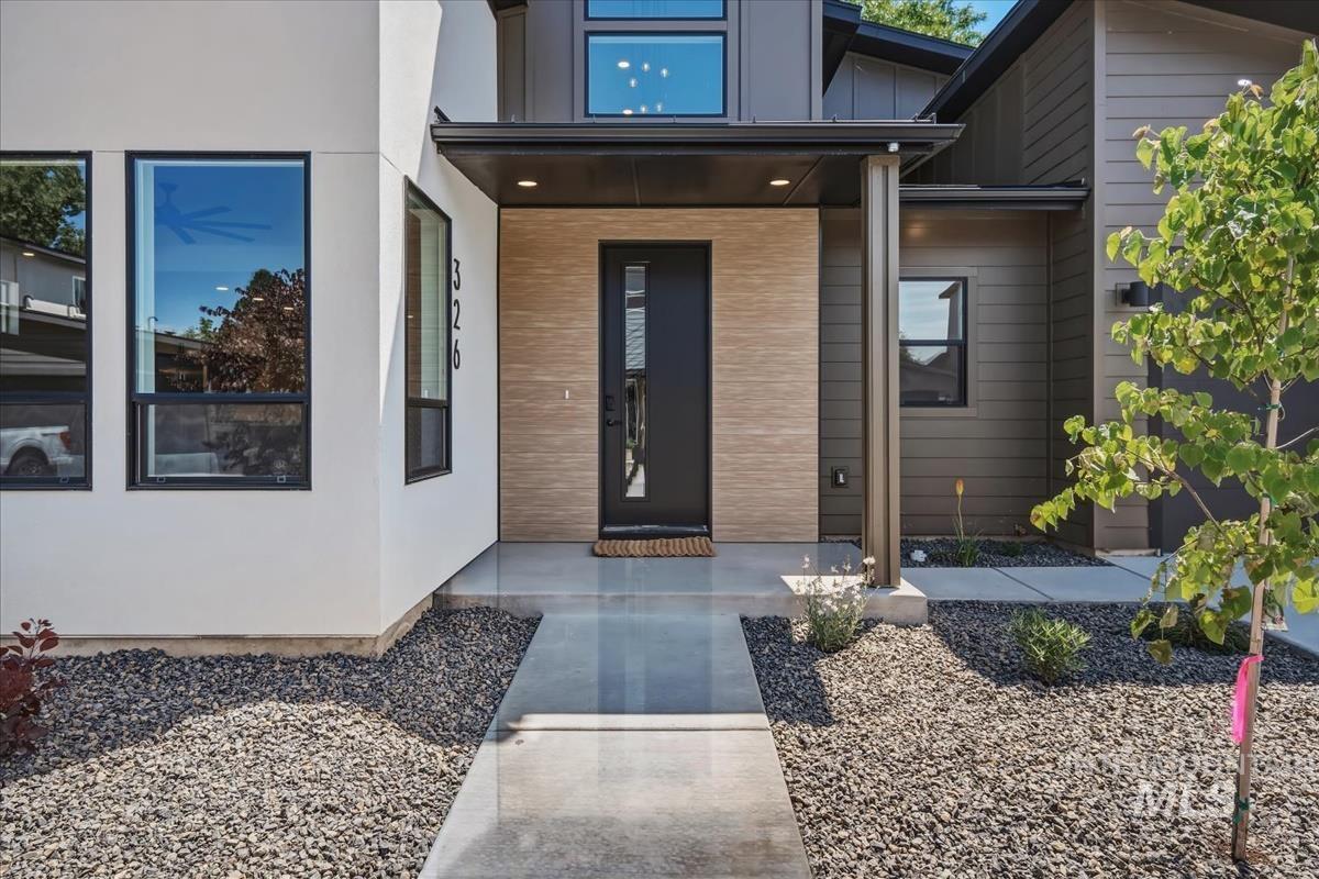 326 E Pennsylvania St, Boise, Idaho 83706, 3 Bedrooms, 3.5 Bathrooms, Residential For Sale, Price $849,900,MLS 98991109
