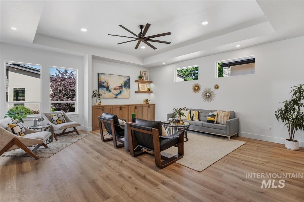 326 E Pennsylvania St, Boise, Idaho 83706, 3 Bedrooms, 3.5 Bathrooms, Residential For Sale, Price $849,900,MLS 98991109