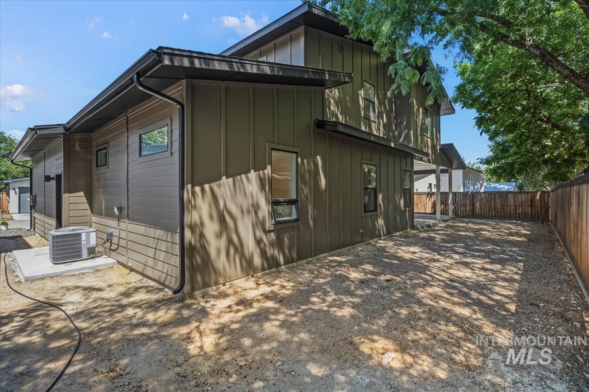 326 E Pennsylvania St, Boise, Idaho 83706, 3 Bedrooms, 3.5 Bathrooms, Residential For Sale, Price $849,900,MLS 98991109