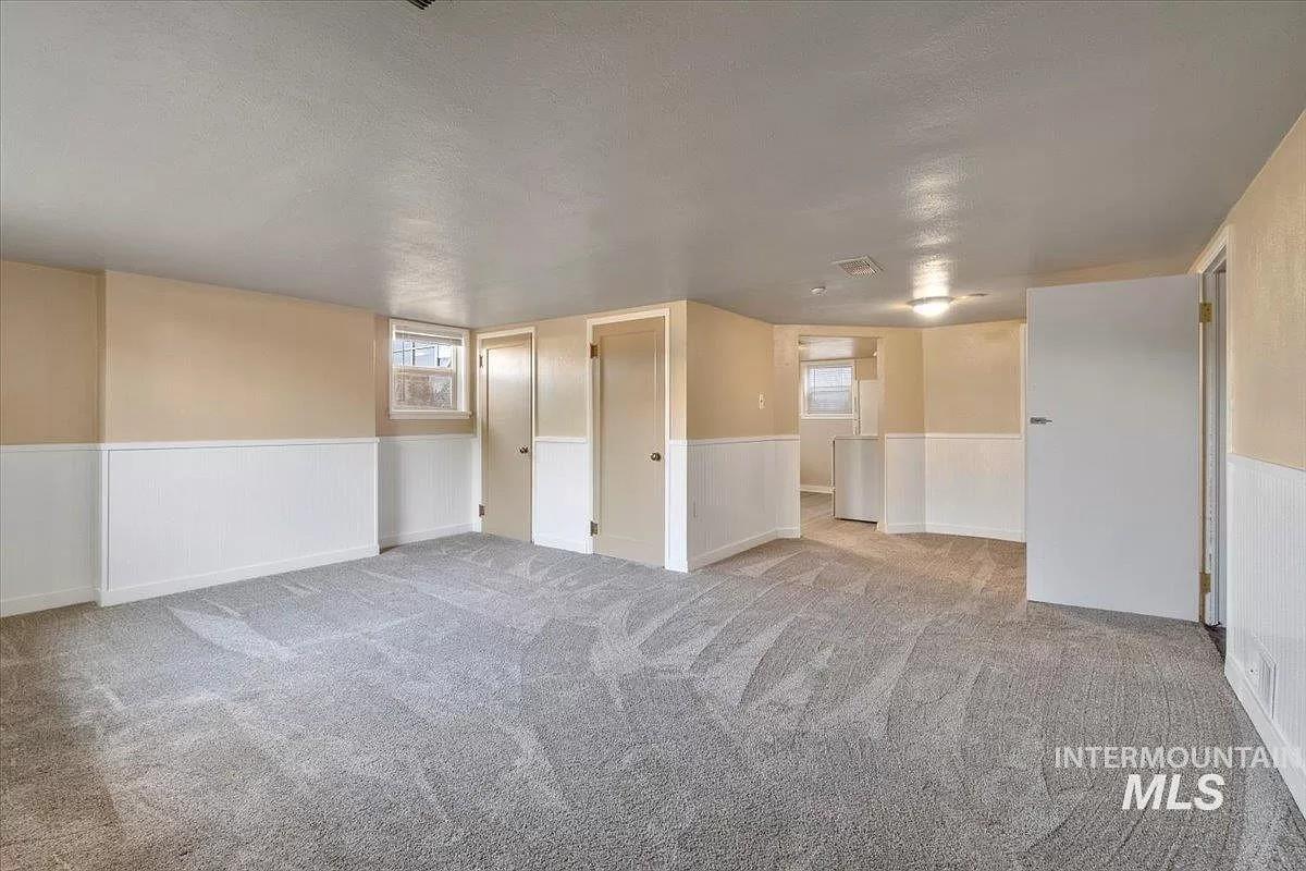 1216 7th St. S, Nampa, Idaho 83651, 6 Rooms, Business/Commercial For Sale, Price $580,000,MLS 98991111