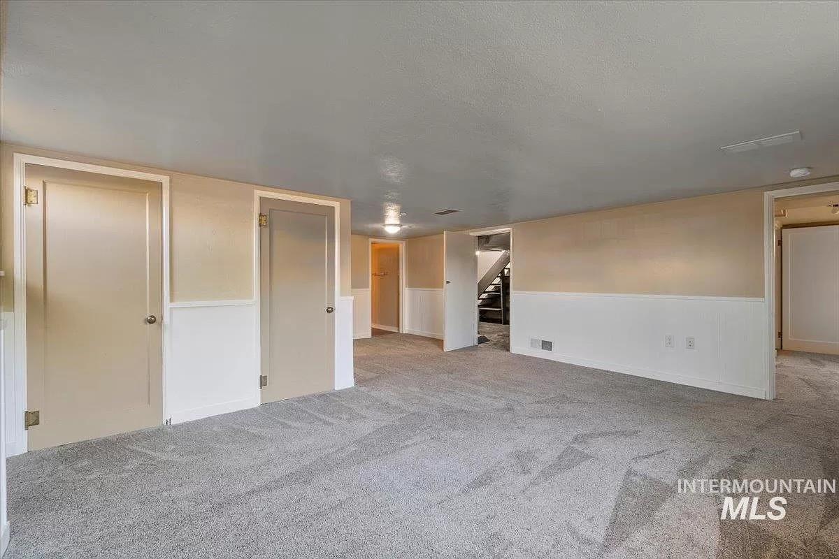 1216 7th St. S, Nampa, Idaho 83651, 6 Rooms, Business/Commercial For Sale, Price $580,000,MLS 98991111