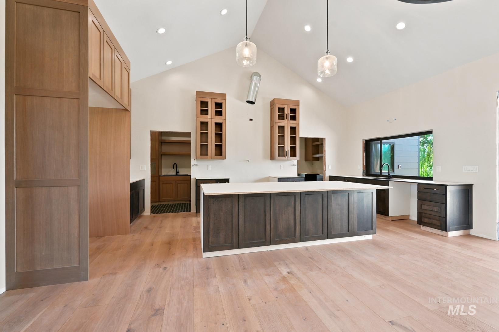 360 S Stroebel, Kuna, Idaho 83634, 4 Bedrooms, 4 Bathrooms, Residential For Sale, Price $1,730,000,MLS 98991112