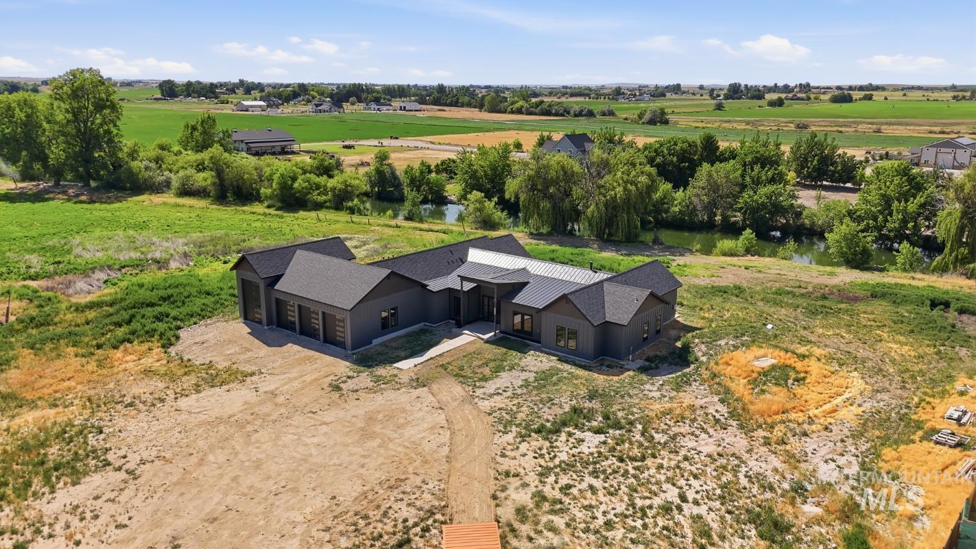 360 S Stroebel, Kuna, Idaho 83634, 4 Bedrooms, 4 Bathrooms, Residential For Sale, Price $1,730,000,MLS 98991112