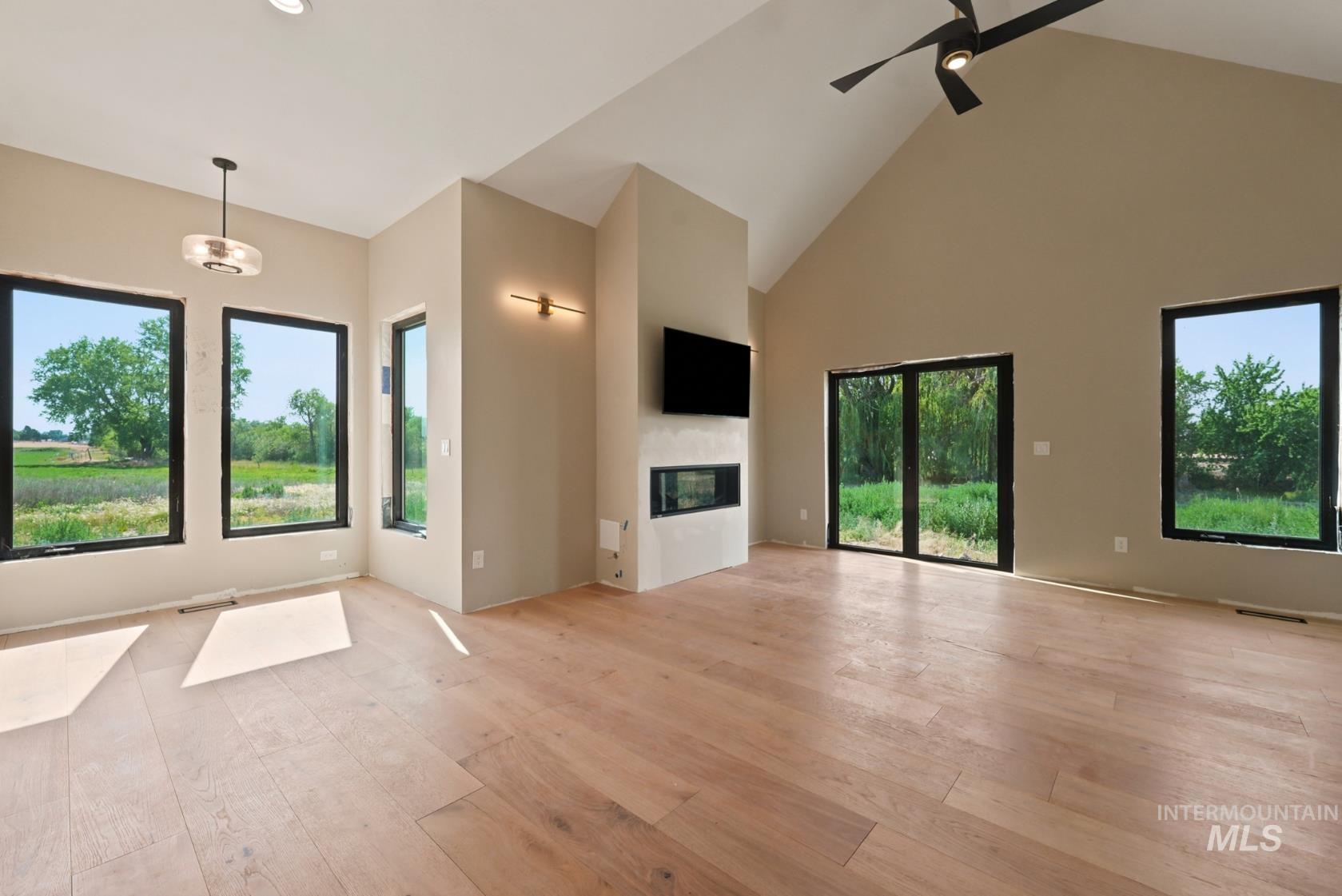 360 S Stroebel, Kuna, Idaho 83634, 4 Bedrooms, 4 Bathrooms, Residential For Sale, Price $1,730,000,MLS 98991112