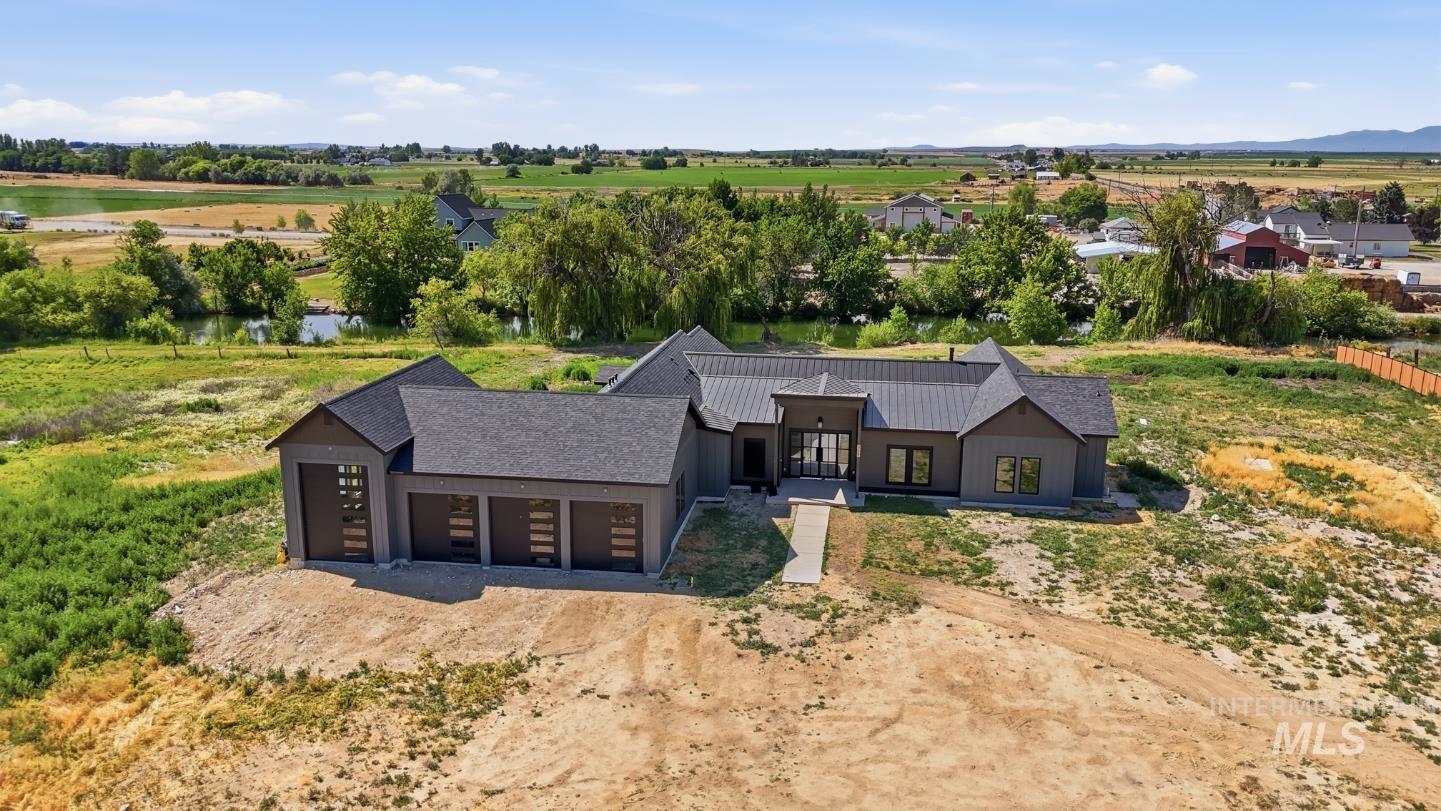 360 S Stroebel, Kuna, Idaho 83634, 4 Bedrooms, 4 Bathrooms, Residential For Sale, Price $1,730,000,MLS 98991112