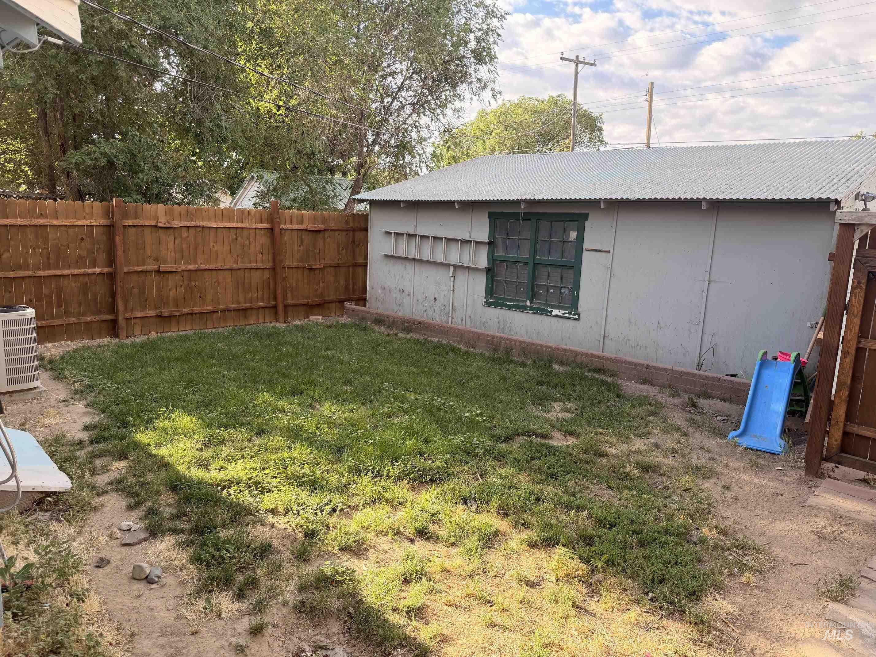 501 E Ave B, Jerome, Idaho 83338, 4 Bedrooms, 1.5 Bathrooms, Residential For Sale, Price $285,000,MLS 98991113