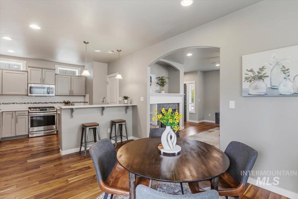 7984 S Indigo Ridge Ave, Boise, Idaho 83716, 3 Bedrooms, 2.5 Bathrooms, Residential For Sale, Price $479,900, 98991117