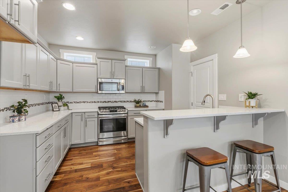 7984 S Indigo Ridge Ave, Boise, Idaho 83716, 3 Bedrooms, 2.5 Bathrooms, Residential For Sale, Price $479,900, 98991117