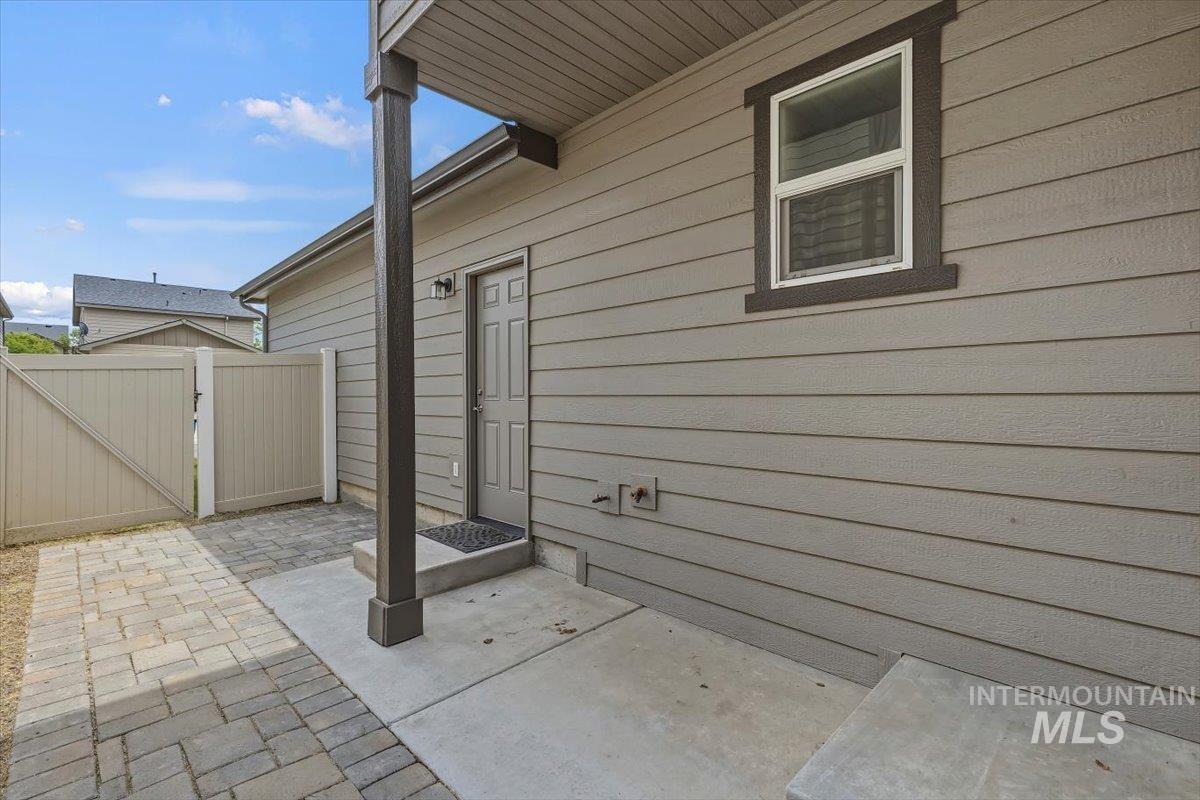 7984 S Indigo Ridge Ave, Boise, Idaho 83716, 3 Bedrooms, 2.5 Bathrooms, Residential For Sale, Price $479,900, 98991117