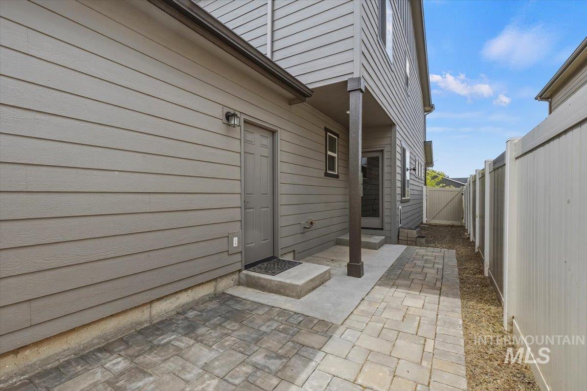 7984 S Indigo Ridge Ave, Boise, Idaho 83716, 3 Bedrooms, 2.5 Bathrooms, Residential For Sale, Price $479,900, 98991117