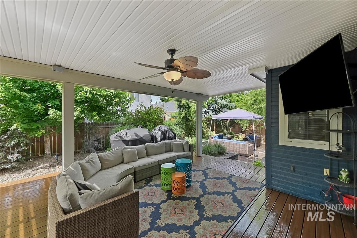 11746 W Daniel Dr, Boise, Idaho 83713, 6 Bedrooms, 3 Bathrooms, Residential For Sale, Price $799,900, 98991121