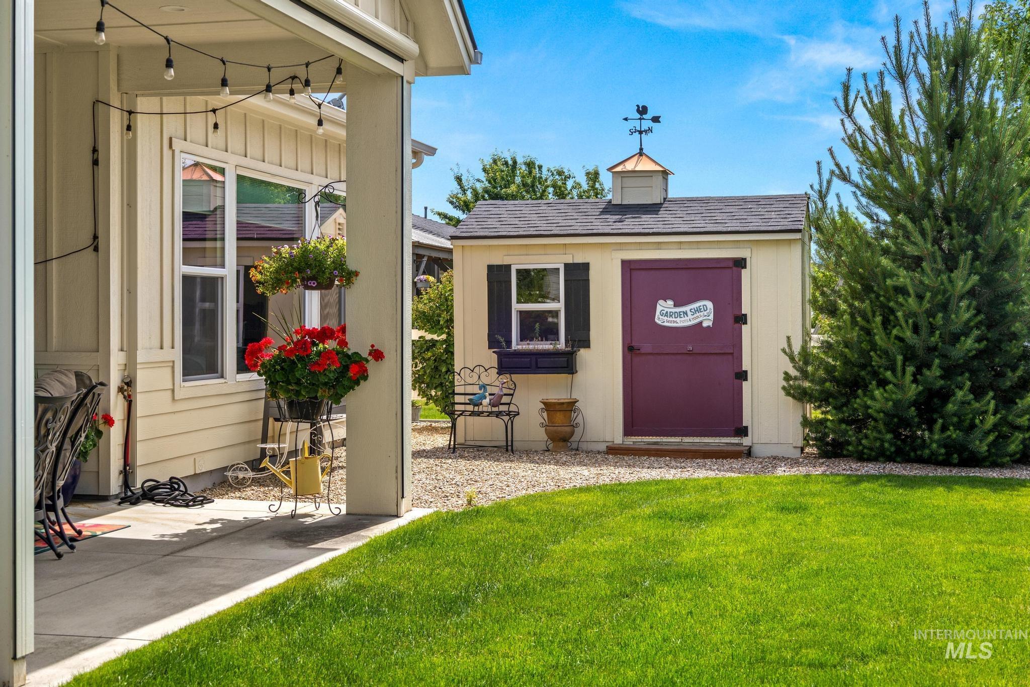 2005 N Little Salmon Way, Eagle, Idaho 83616, 3 Bedrooms, 2.5 Bathrooms, Residential For Sale, Price $969,900, 98991122