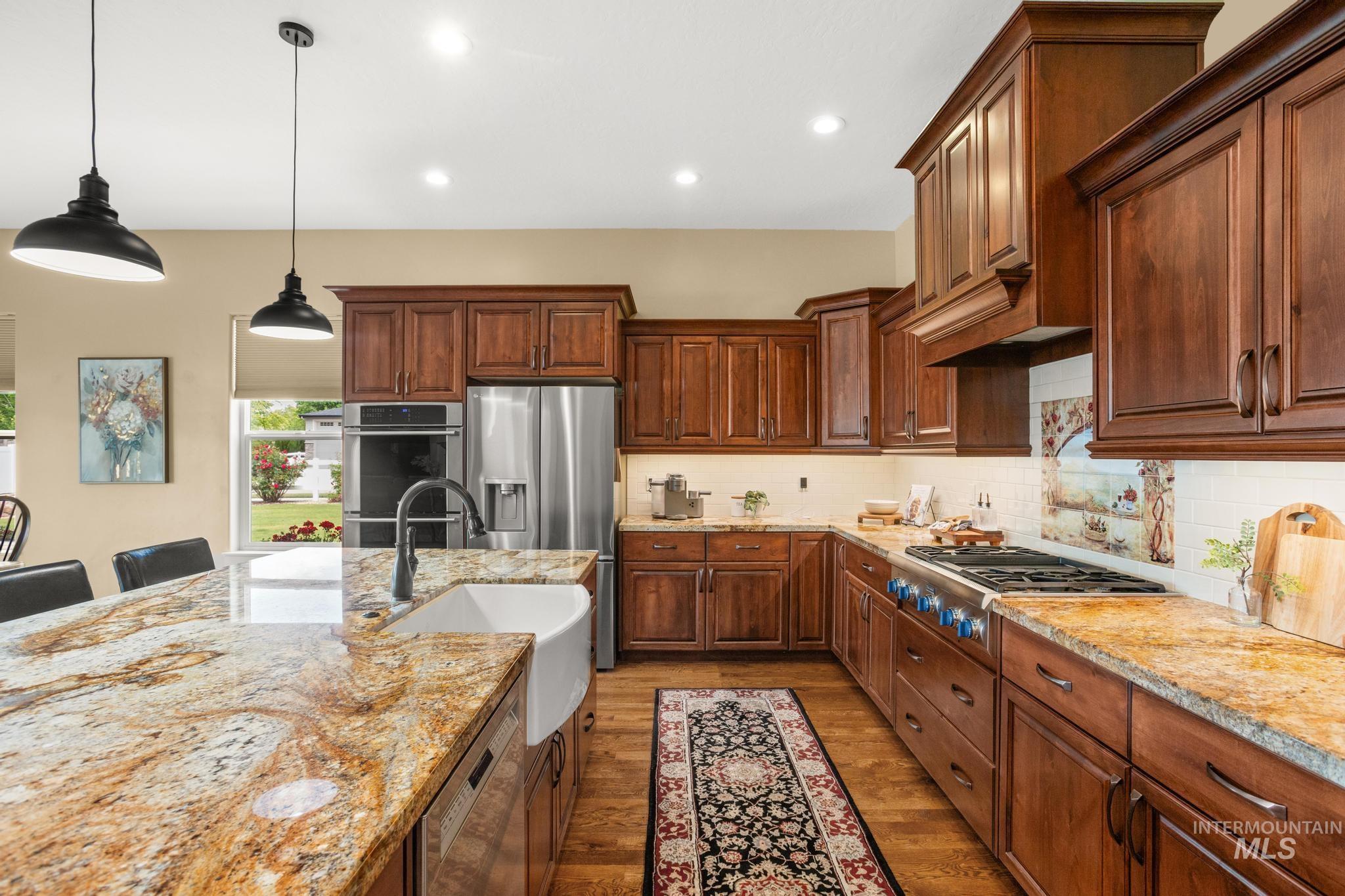 2005 N Little Salmon Way, Eagle, Idaho 83616, 3 Bedrooms, 2.5 Bathrooms, Residential For Sale, Price $969,900, 98991122