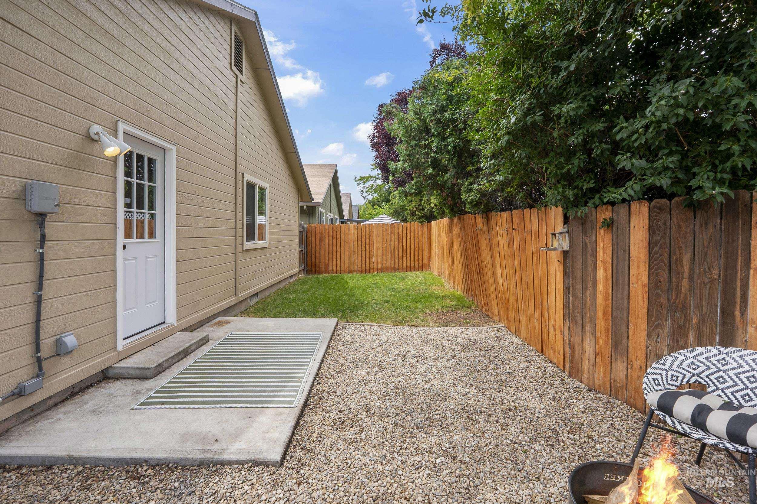 6063 W Winfield Ln, Boise, Idaho 83703, 3 Bedrooms, 2 Bathrooms, Residential For Sale, Price $399,990, 98991126