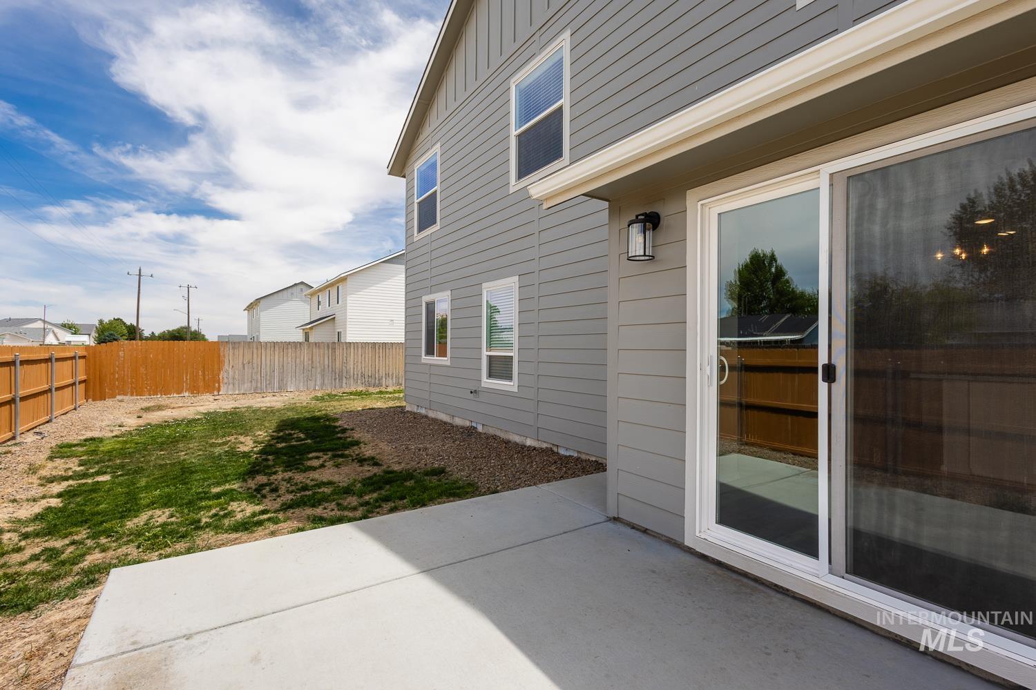 930 SW Accipiter Pl., Mountain Home, Idaho 83647, 4 Bedrooms, 2.5 Bathrooms, Residential For Sale, Price $470,000, 98991127