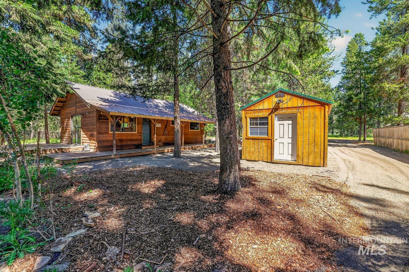 918 Flynn Lane, McCall, Idaho 83638, 2 Bedrooms, 1 Bathroom, Residential For Sale, Price $589,900, 98991128