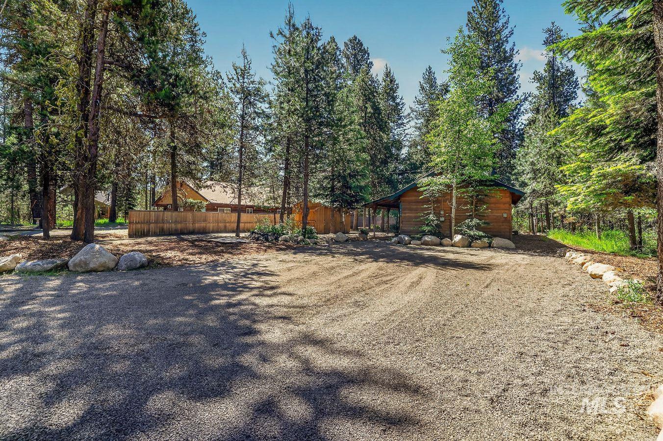 918 Flynn Lane, McCall, Idaho 83638, 2 Bedrooms, 1 Bathroom, Residential For Sale, Price $589,900, 98991128