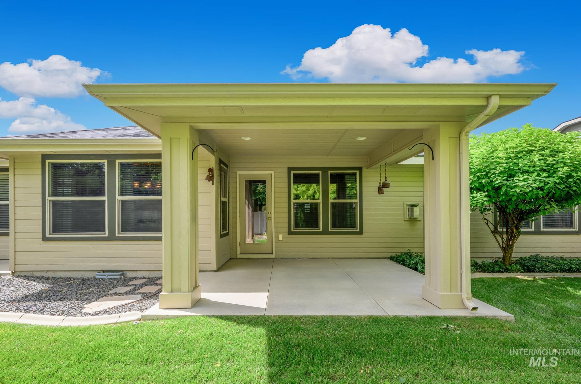 9416 W Avalanche Dr, Boise, Idaho 83709, 3 Bedrooms, 2 Bathrooms, Residential For Sale, Price $624,990, 98991130