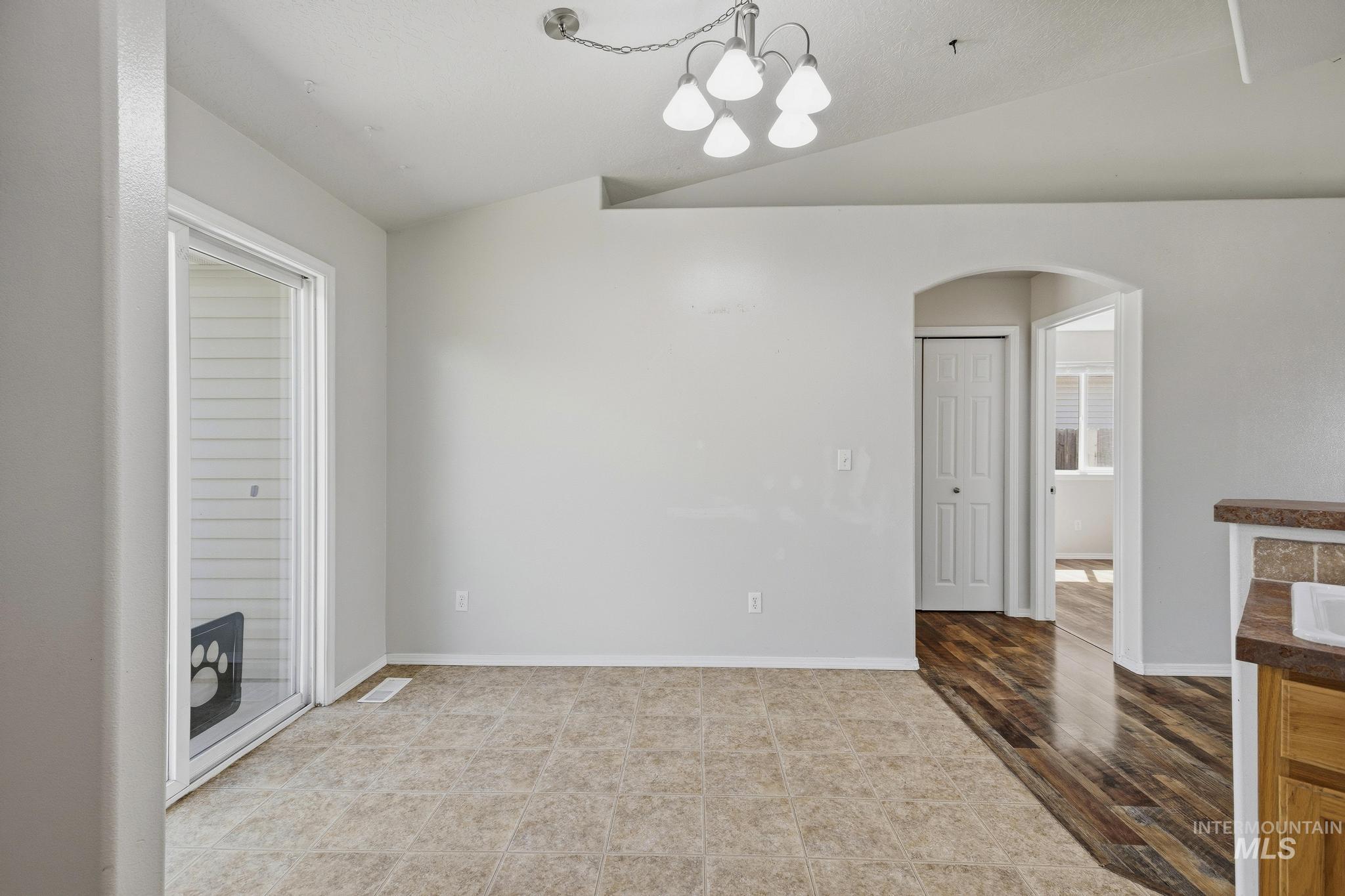 2611 Carnegie, Caldwell, Idaho 83607, 4 Bedrooms, 2 Bathrooms, Residential For Sale, Price $375,000, 98991136