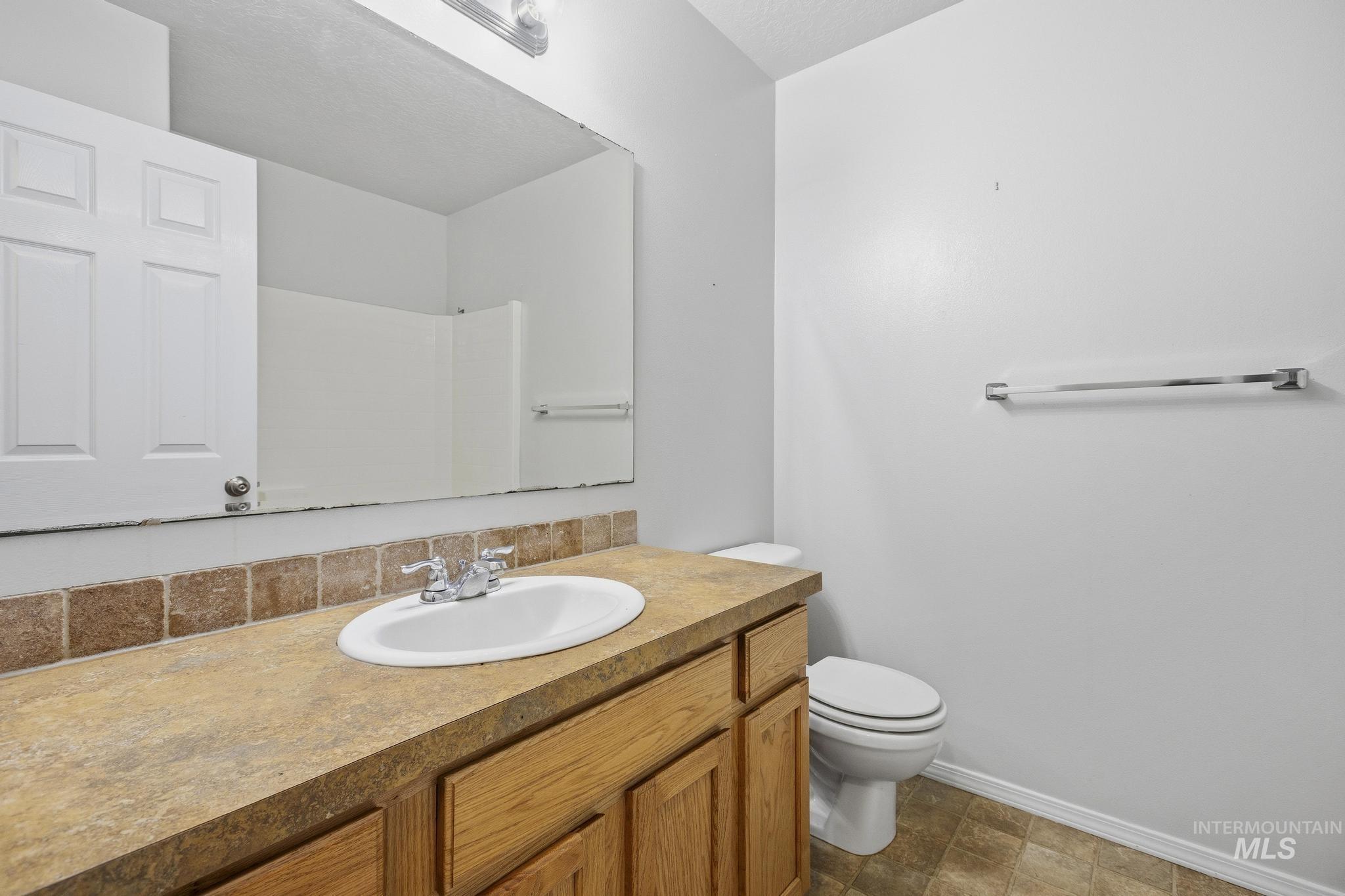 2611 Carnegie, Caldwell, Idaho 83607, 4 Bedrooms, 2 Bathrooms, Residential For Sale, Price $375,000, 98991136