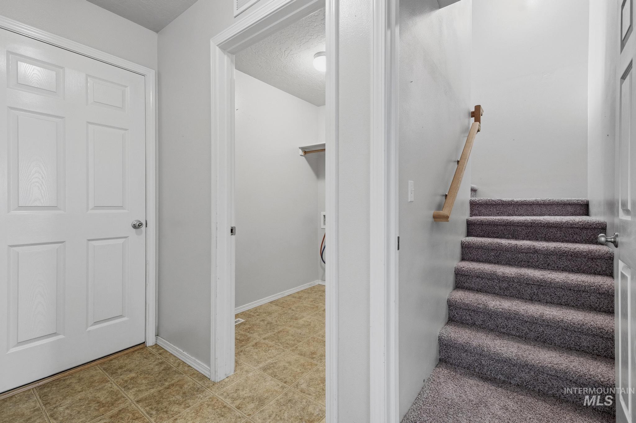 2611 Carnegie, Caldwell, Idaho 83607, 4 Bedrooms, 2 Bathrooms, Residential For Sale, Price $375,000, 98991136