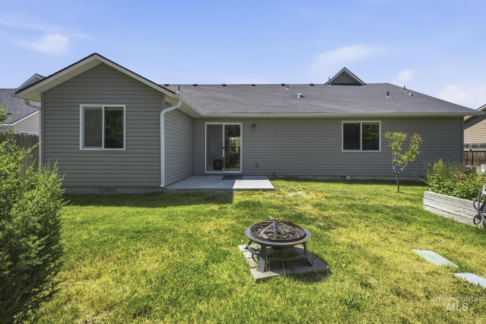 2611 Carnegie, Caldwell, Idaho 83607, 4 Bedrooms, 2 Bathrooms, Residential For Sale, Price $375,000, 98991136