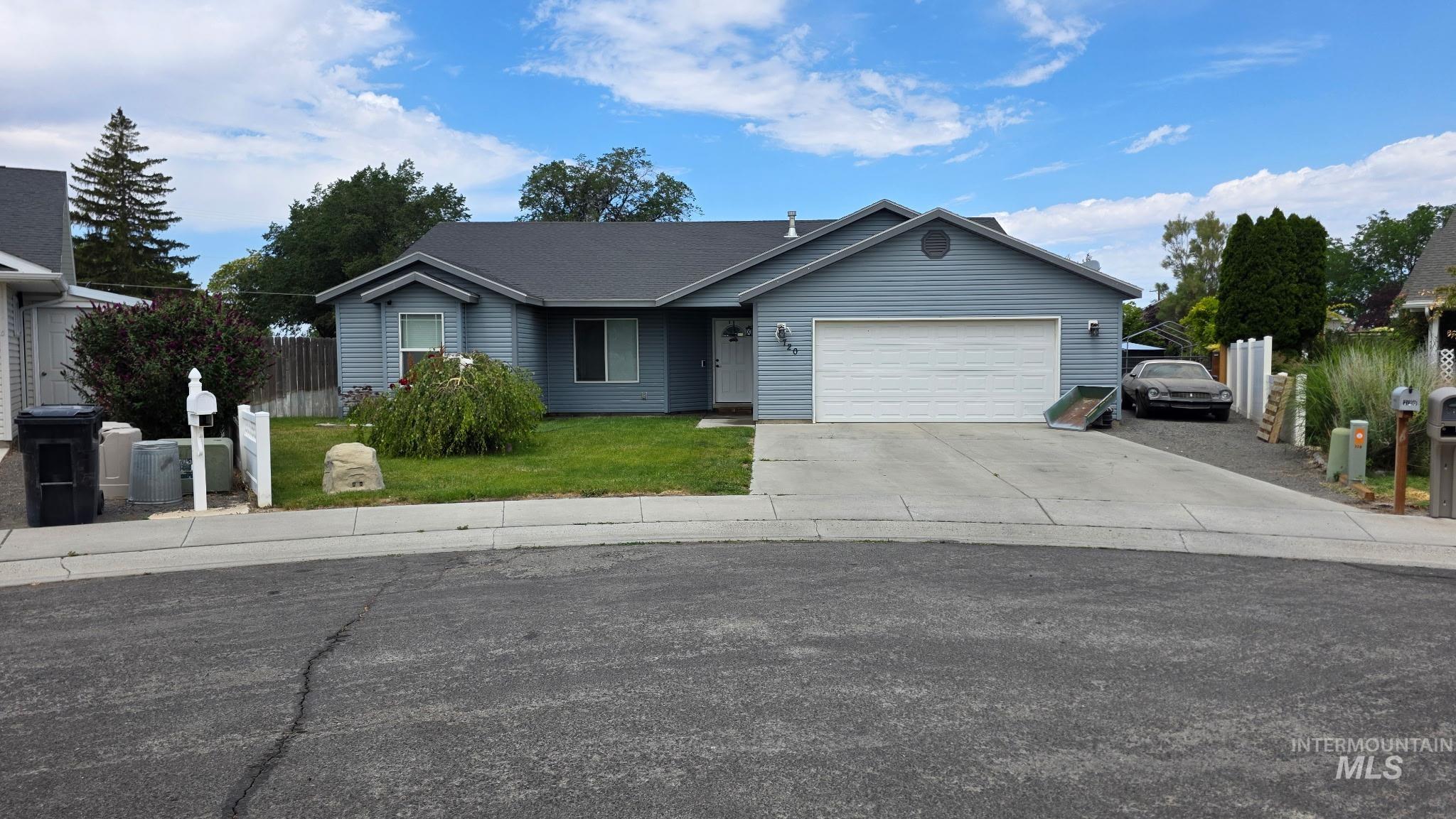720 Aiken Circle, Buhl, Idaho 83316, 4 Bedrooms, 2 Bathrooms, Residential For Sale, Price $352,000, 98991137