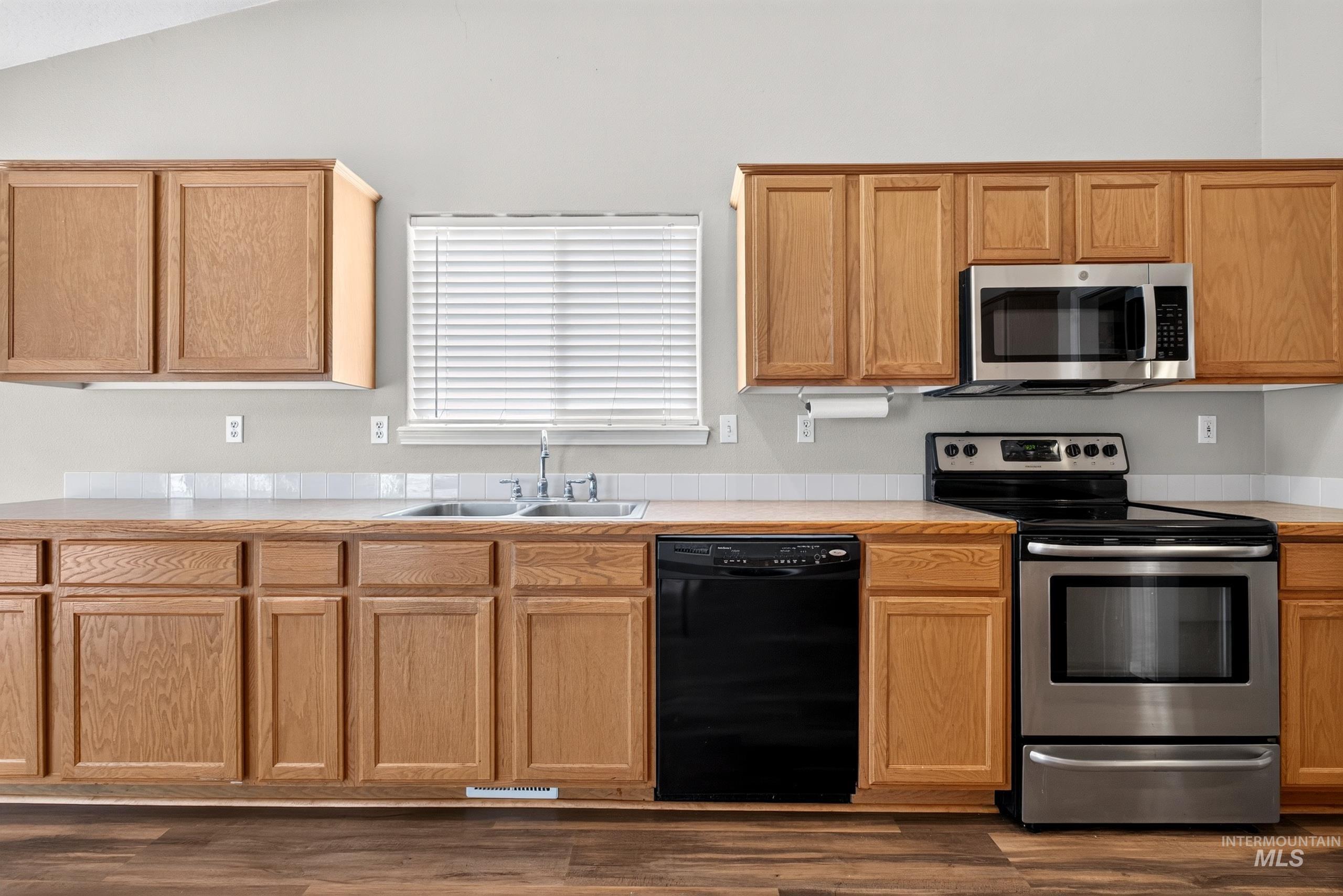 2911 Life Way, Caldwell, Idaho 83605, 3 Bedrooms, 2 Bathrooms, Residential For Sale, Price $395,000, 98991138