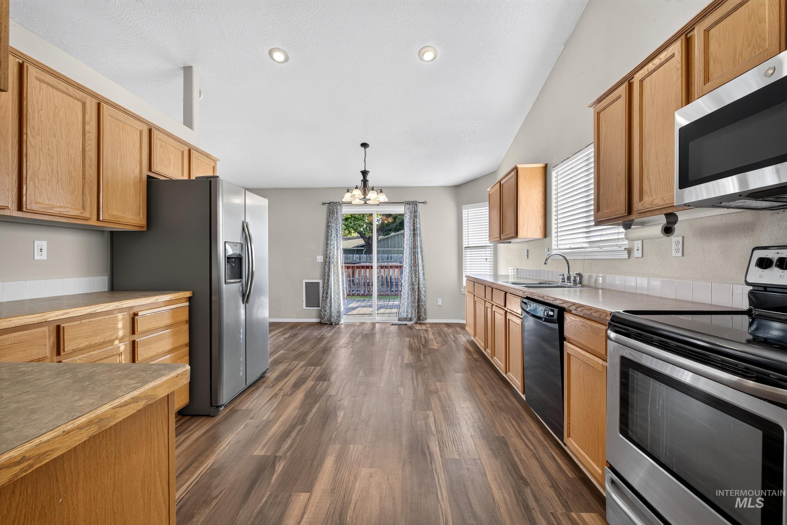 2911 Life Way, Caldwell, Idaho 83605, 3 Bedrooms, 2 Bathrooms, Residential For Sale, Price $395,000, 98991138
