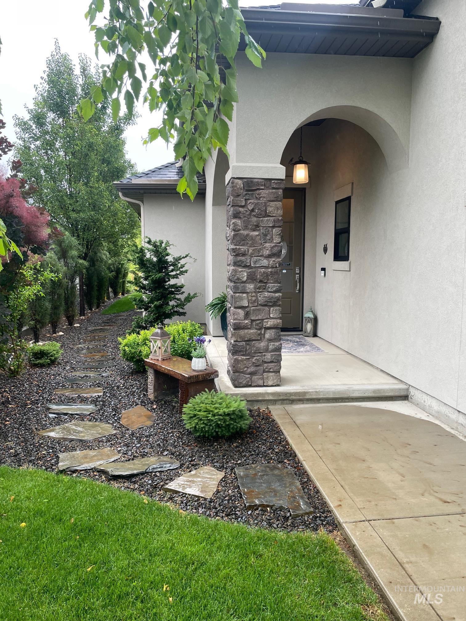 1428 N Palaestra Ave., Eagle, Idaho 83616, 3 Bedrooms, 2.5 Bathrooms, Residential For Sale, Price $849,900,MLS 98991139