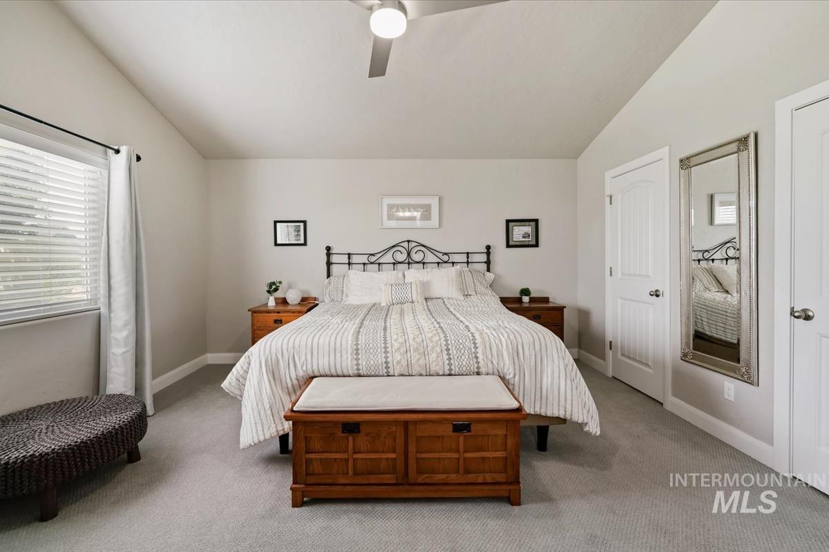 1301 E Timber Trail Dr, Kuna, Idaho 83634, 3 Bedrooms, 2 Bathrooms, Residential For Sale, Price $549,999,MLS 98991142
