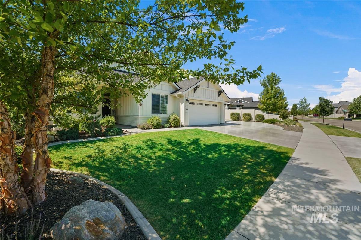 1301 E Timber Trail Dr, Kuna, Idaho 83634, 3 Bedrooms, 2 Bathrooms, Residential For Sale, Price $549,999,MLS 98991142