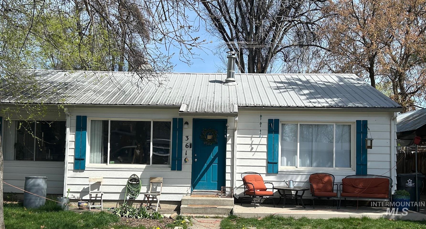 3610 W Moore St, Boise, Idaho 83703, 3 Bedrooms, 1 Bathroom, Residential Income For Sale, Price $549,000, 98991144
