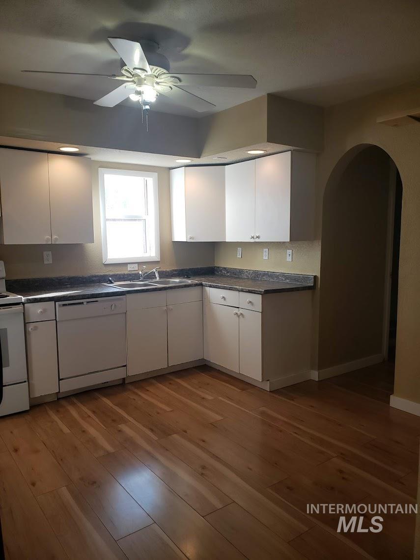 3610 W Moore St, Boise, Idaho 83703, 3 Bedrooms, 1 Bathroom, Residential Income For Sale, Price $549,000, 98991144