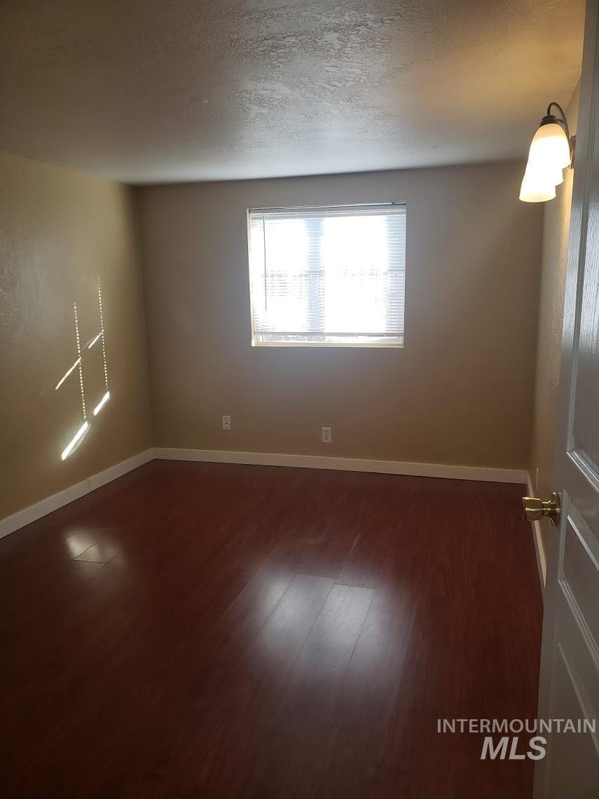 3610 W Moore St, Boise, Idaho 83703, 3 Bedrooms, 1 Bathroom, Residential Income For Sale, Price $549,000, 98991144