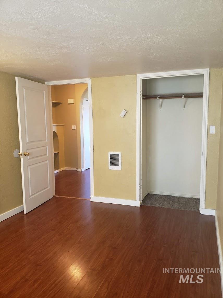 3610 W Moore St, Boise, Idaho 83703, 3 Bedrooms, 1 Bathroom, Residential Income For Sale, Price $549,000, 98991144