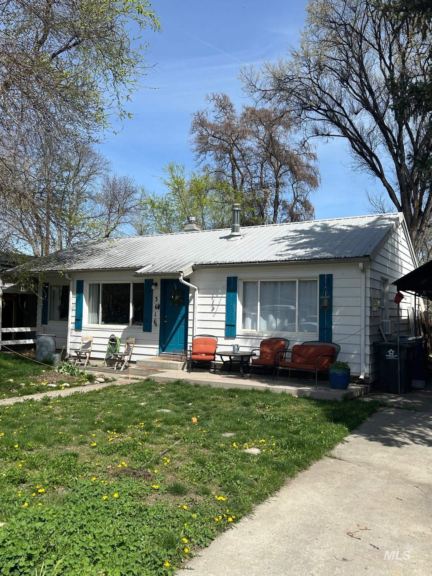 3610 W Moore St, Boise, Idaho 83703, 3 Bedrooms, 1 Bathroom, Residential Income For Sale, Price $549,000, 98991144