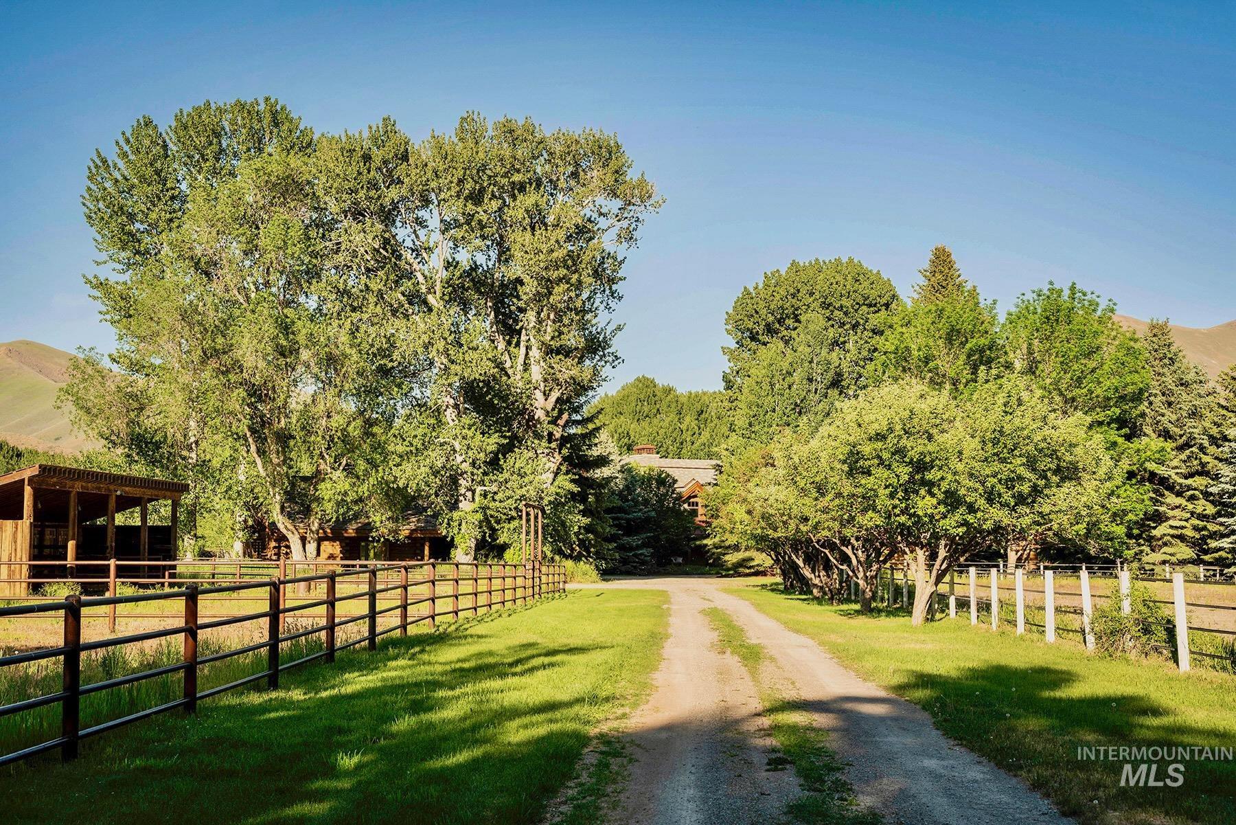 40 Fox Hollow Gulch RD, Bellevue, Idaho 83313-1189, 6 Bedrooms, 7 Bathrooms, Residential For Sale, Price $7,500,000,MLS 98991145