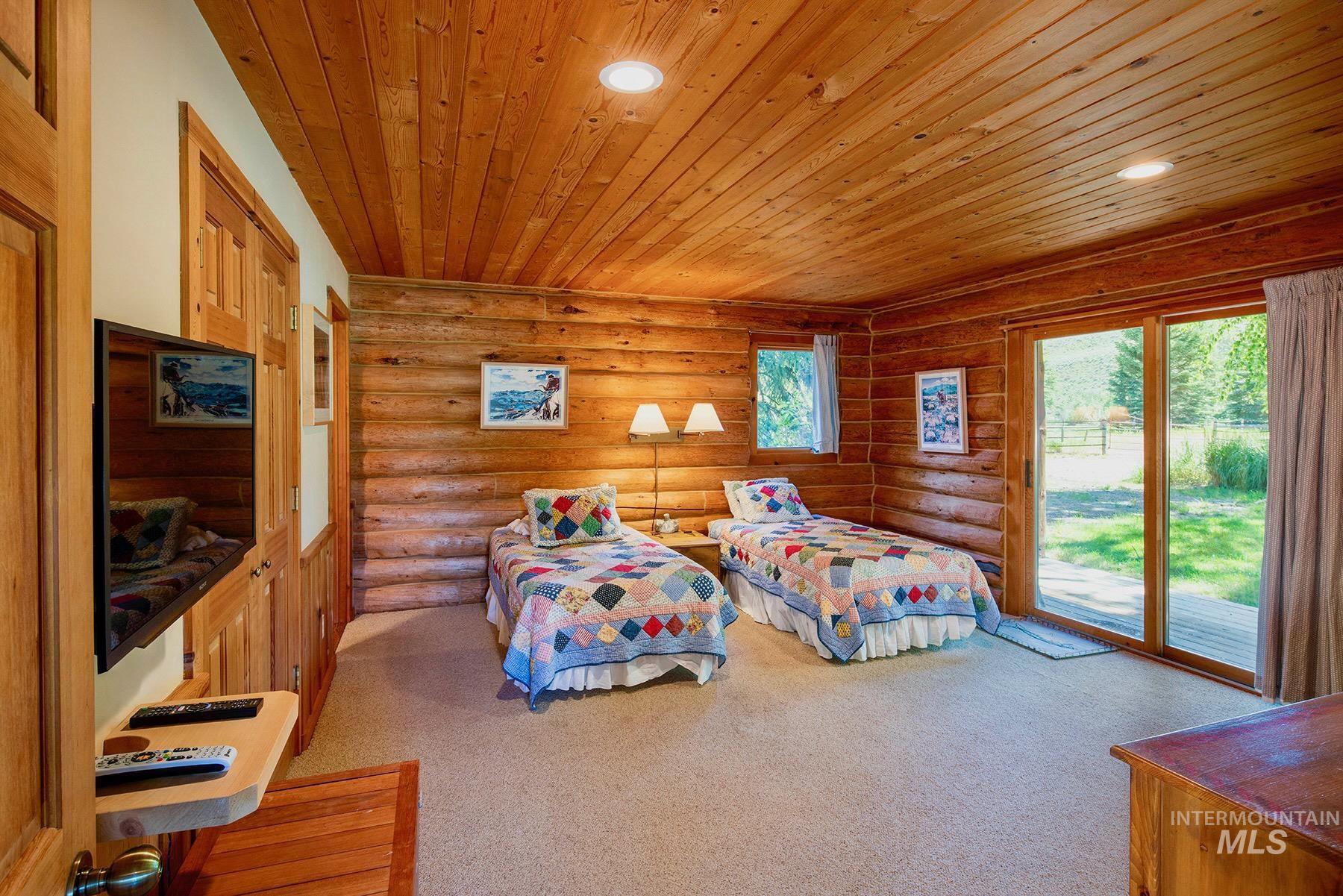 40 Fox Hollow Gulch RD, Bellevue, Idaho 83313-1189, 6 Bedrooms, 7 Bathrooms, Residential For Sale, Price $7,500,000,MLS 98991145